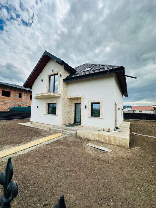 Casă nouă P+M, 157 mp utili, 500 mp teren -Dancu Holboca