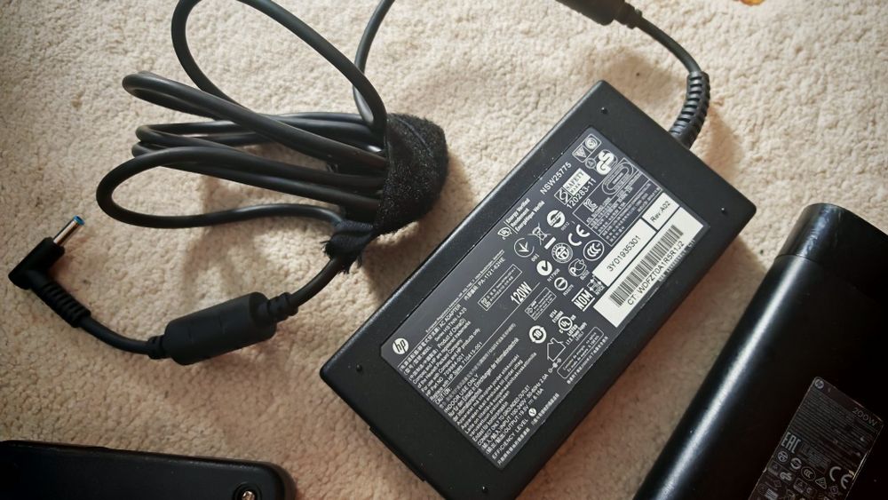 Încărcătoare laptop HP & MSI gaming 120–200W , mufă mica albastră