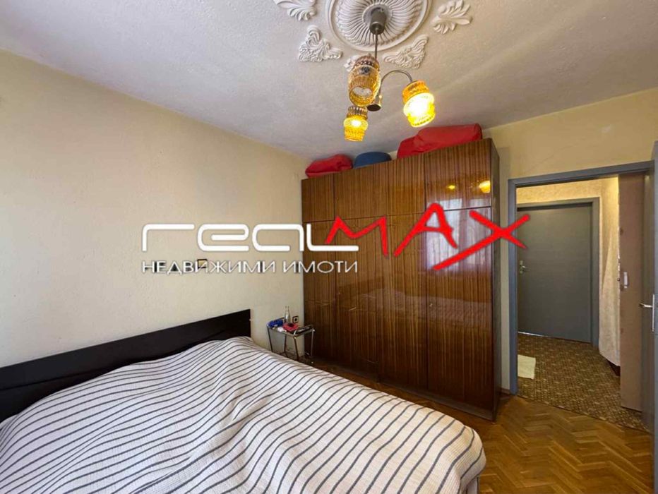 Продава се Четиристаен апартамент в Казанлък - 106 кв.м за 1347 €/кв.м - Снимка #4