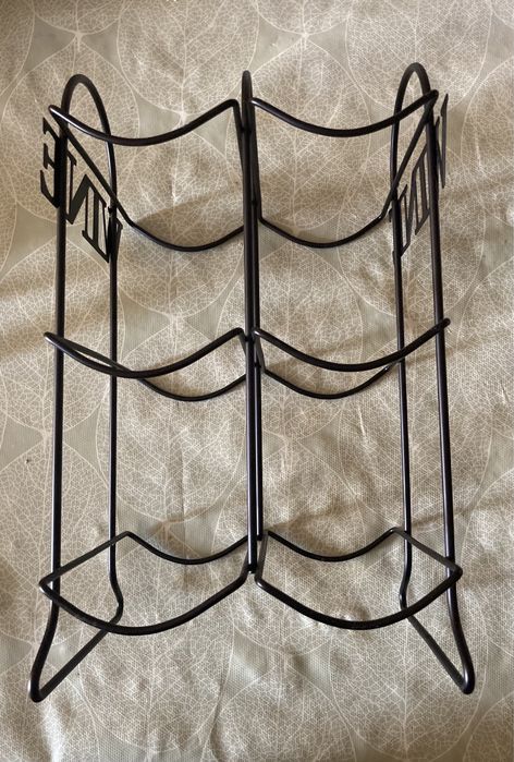 Метална поставка за вино - 6 бутилки