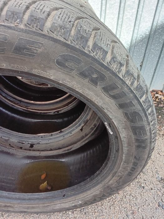 Резина зимняя б/у.