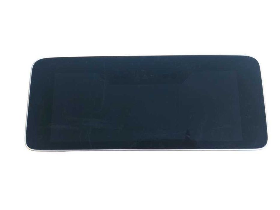 Mercedes S223 - Екран