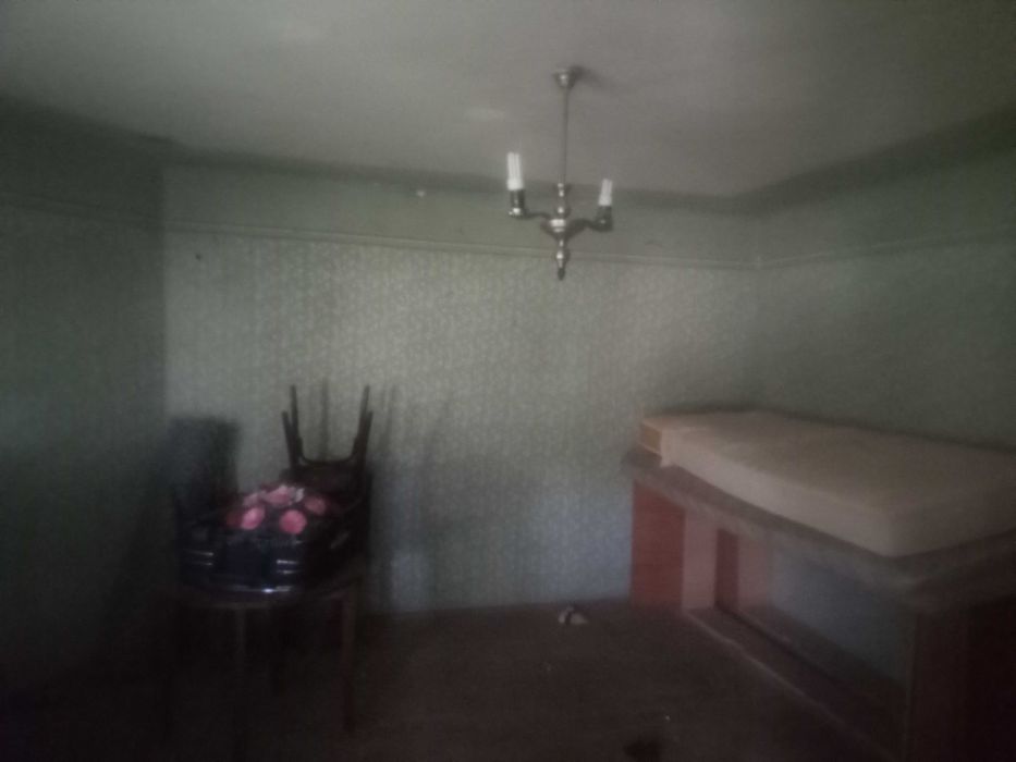 vînd casă bătrânească sat Mânerău nr  76