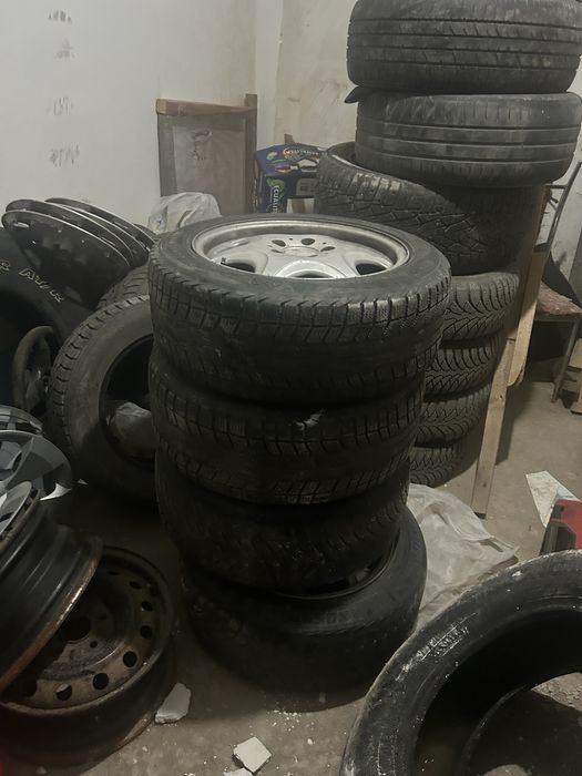 Продам титанки на мерс с резиной