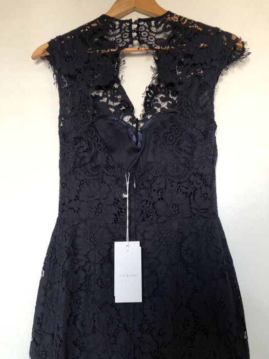 Коктейлна рокля IVY&OAK