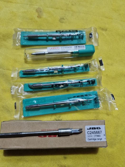 Varf de lipit JBC C245