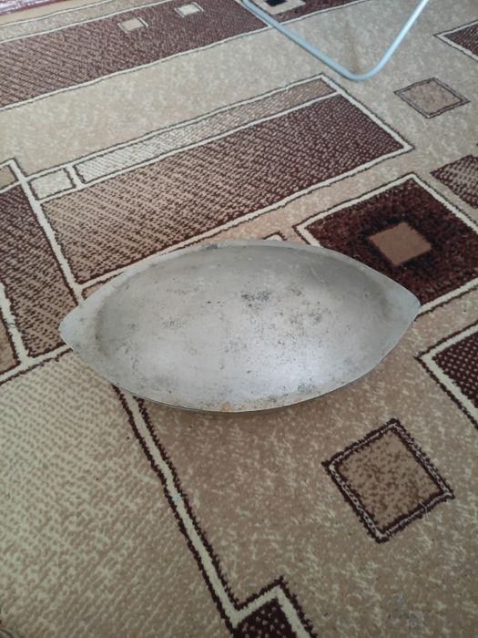 Продам утятьницу чугуную