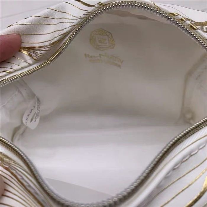 Косметички от Estee Lauder, Clinique,Lancome