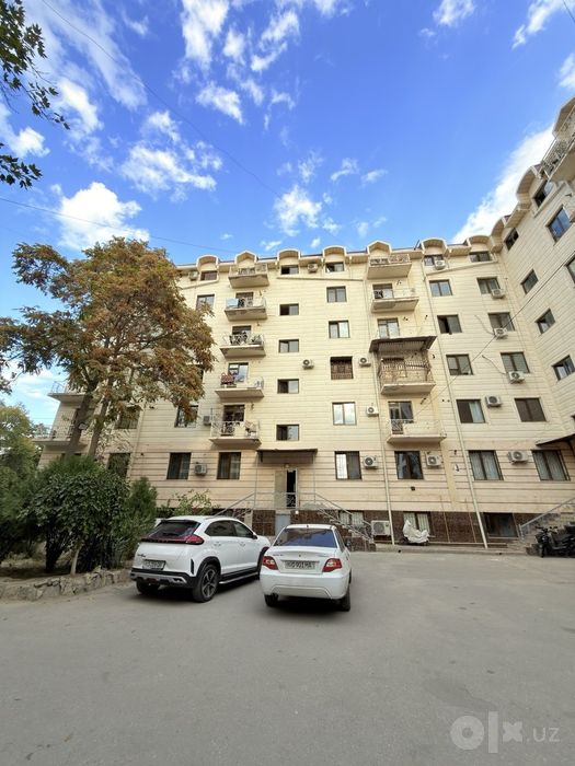 Вокзал  Парк  2 - Хона  70м²