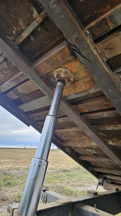 Продава се ПТС-9