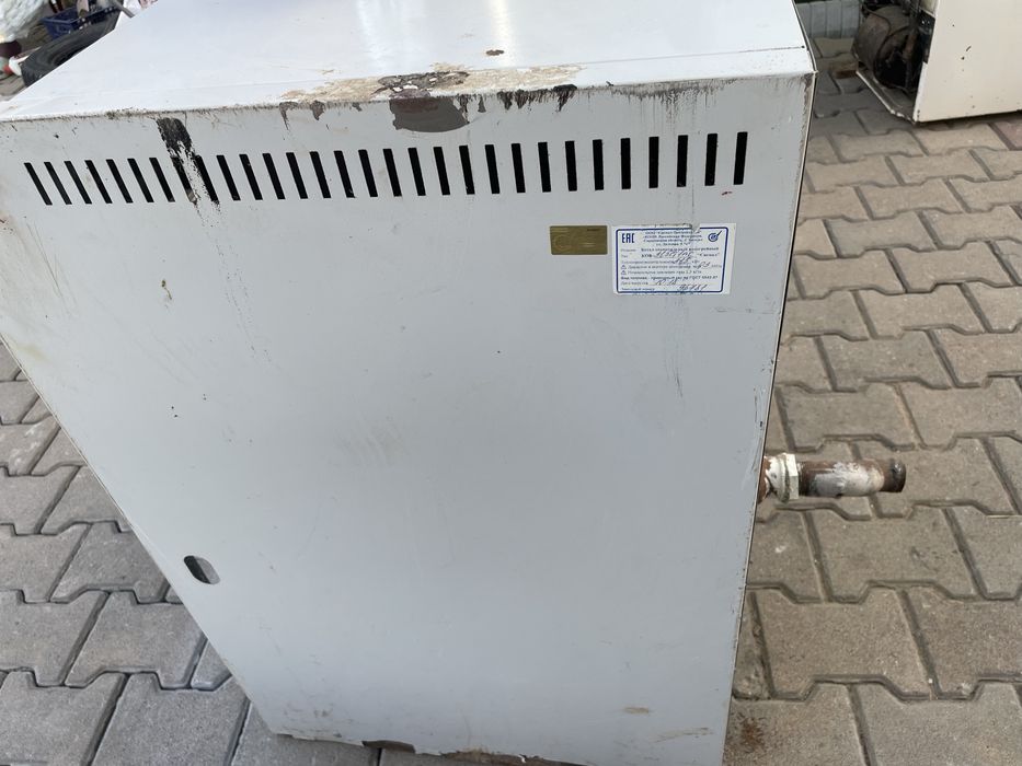 Газовый печь напольный