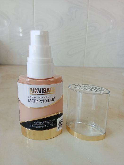 продам тональный крем
