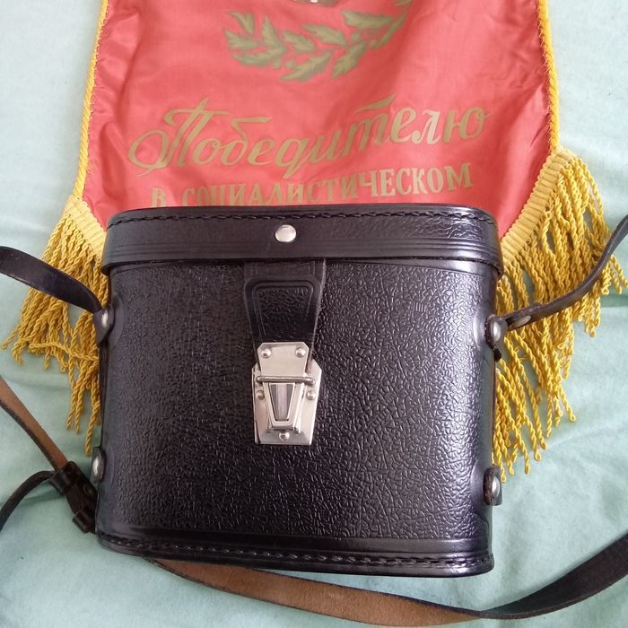 Бинокли советские