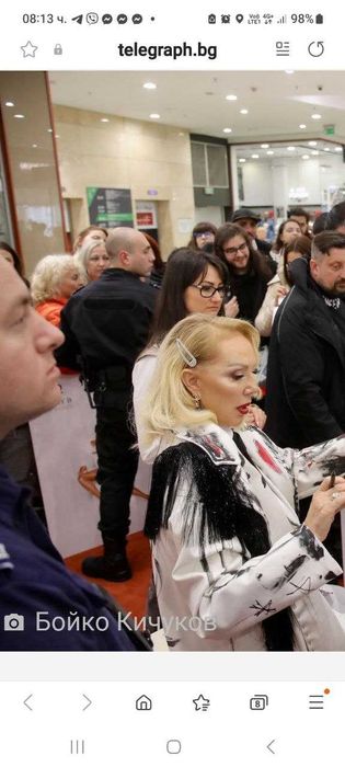 Чорапи с хиалуронова киселина, против целулит с автограф на Лепа Брена