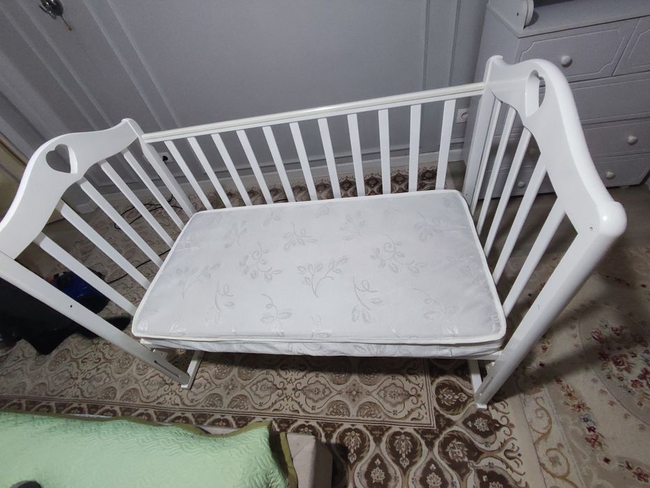 Манеж детский белый