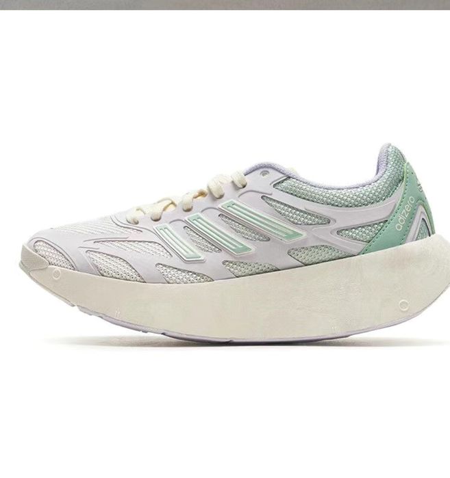 Продам кроссовки Adidas