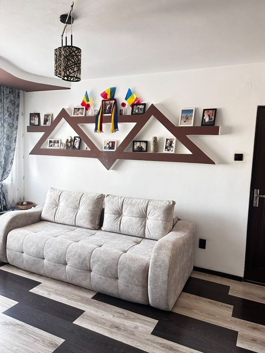 Vand apartament 8 martie