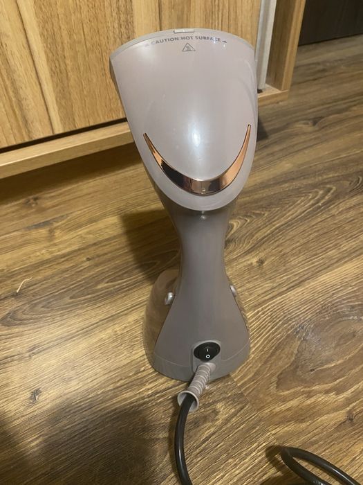 Вертикална парна ютия Berlinger Haus