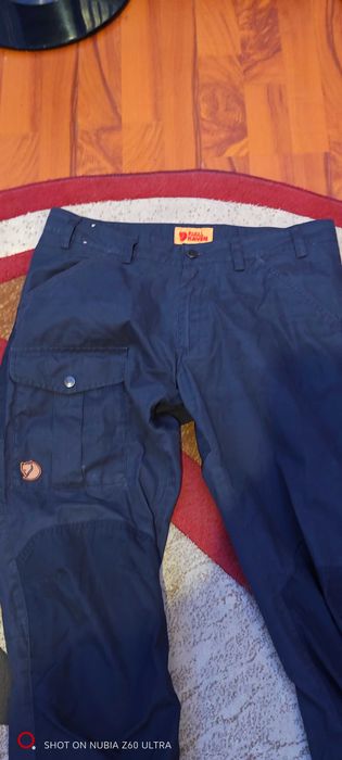 Vând pantaloni de iarnă mammut M