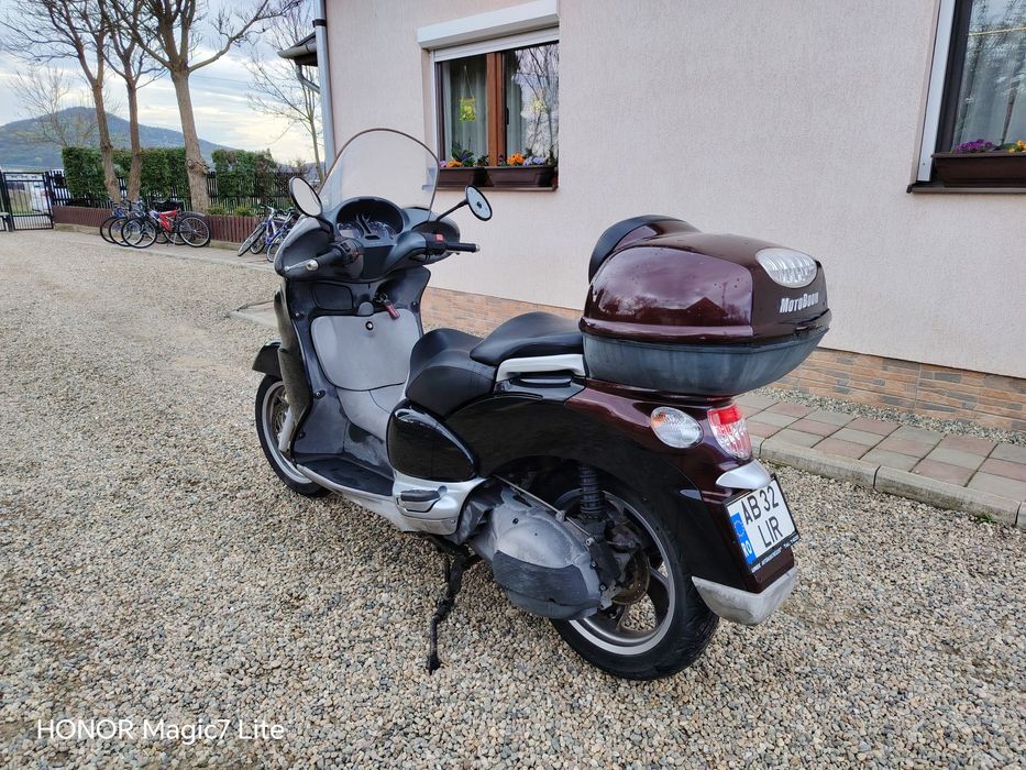 Aprilia Scarabeo 500 maxiscuter an 2003