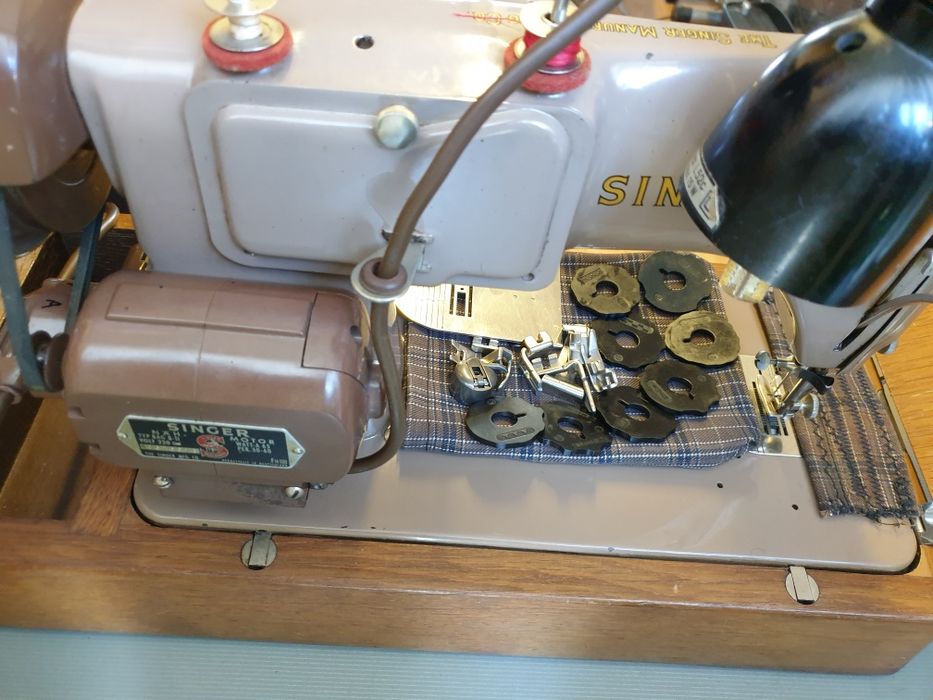 Mașini de cusut vintigi singre pfaff, kayser im perfecta stare ca nou