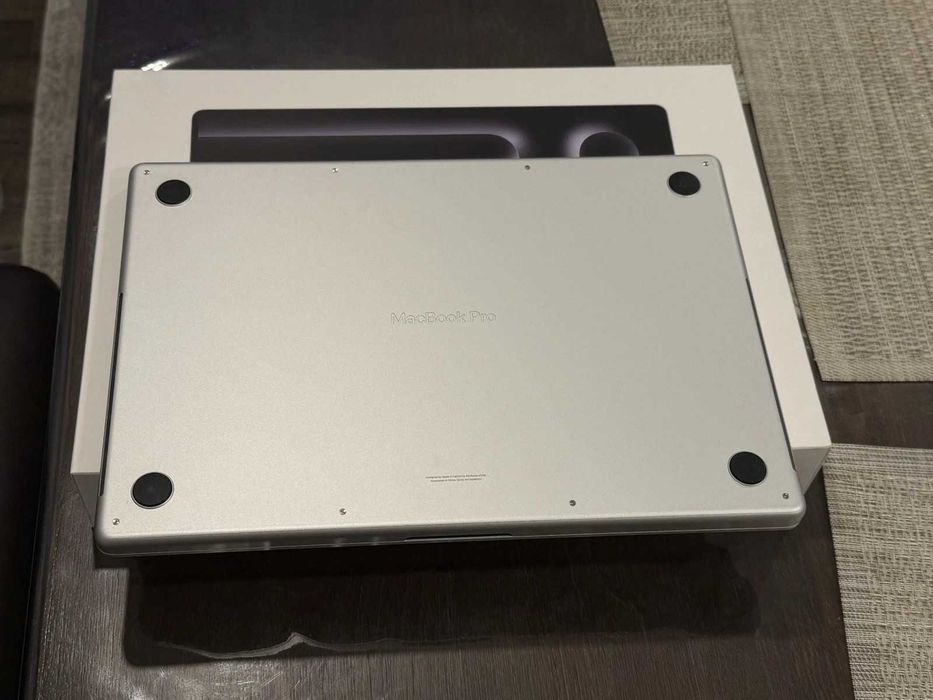 Macbook pro 16 m4 процессор