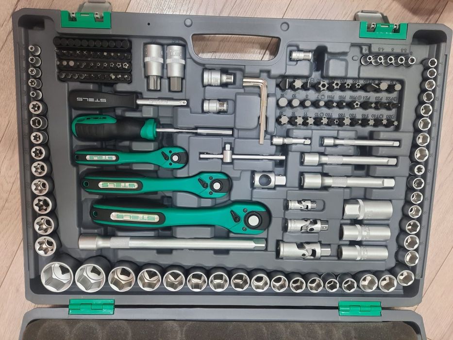 Продам набор ключей