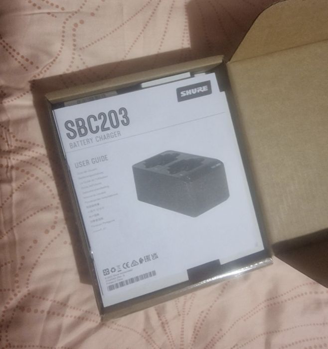 Зарядно с батерия за Микрофон Шур