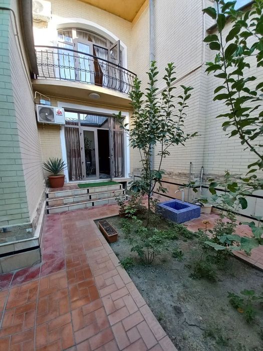 Сдается дом в центре Узбикистанский