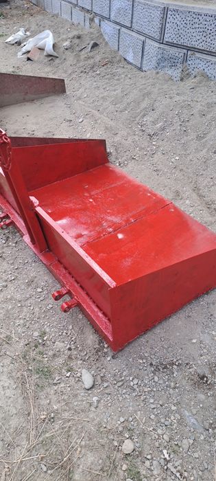 Vand cupa de luat in tiranti