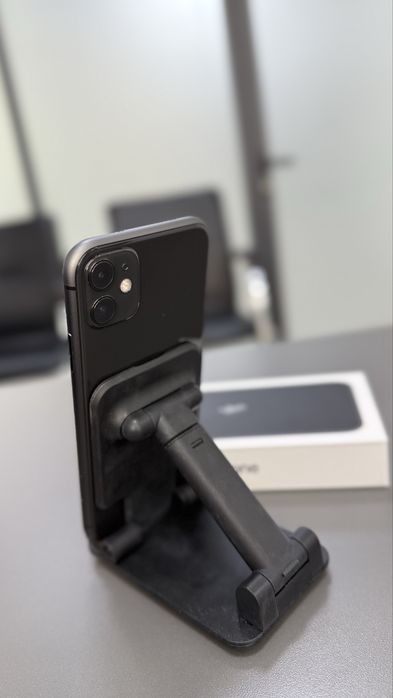 iPhone 11, 128ГБ черный