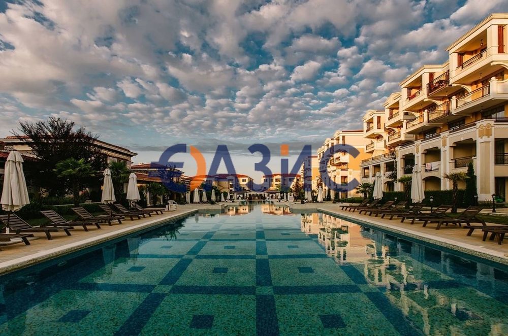 Продава се Едностаен апартамент в Созопол - 49 кв.м за 983 €/кв.м - Снимка #12