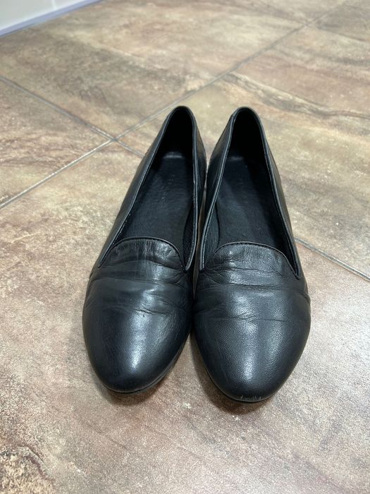 Дамски кожени обувки