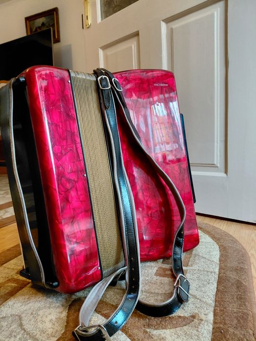 Vand  acordeon Hohner Verdi 2