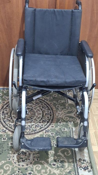 Инвалидная коляска