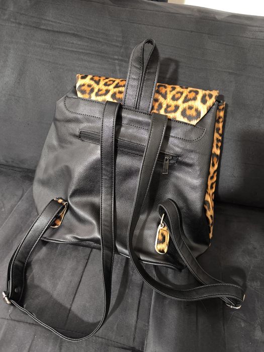 Раница в леопардов принт