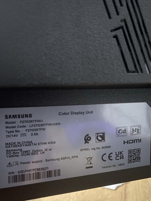 Vand monitor samsung Odysey G3 144hz cu tot cu brat dublu