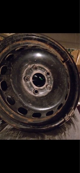 Продам 4 штуки металлический диски