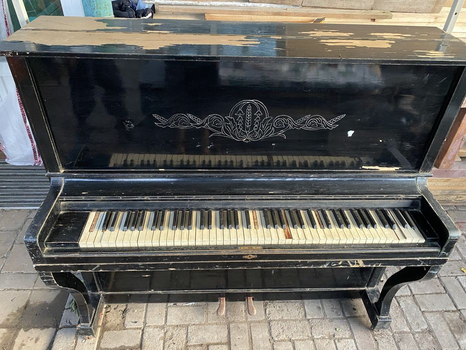 Продам Пианино б/у
