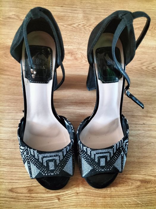 Продам танкетку 37 размер