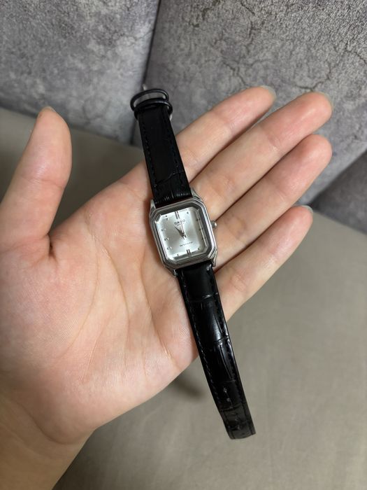 Часы Casio женские продам срочно