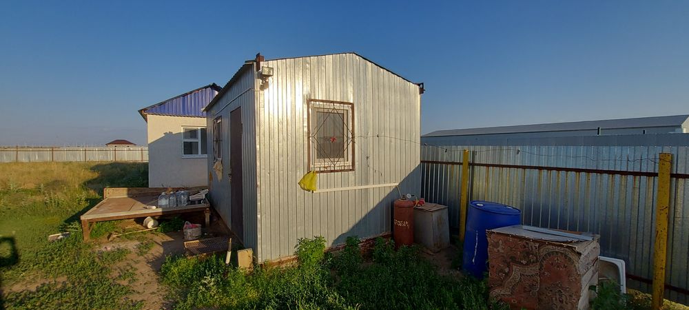 Продам жилой вагончик