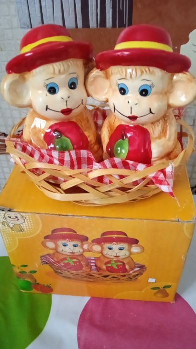 В одни руки почти даром.