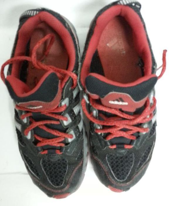 Adidasi Adidas marimea 36