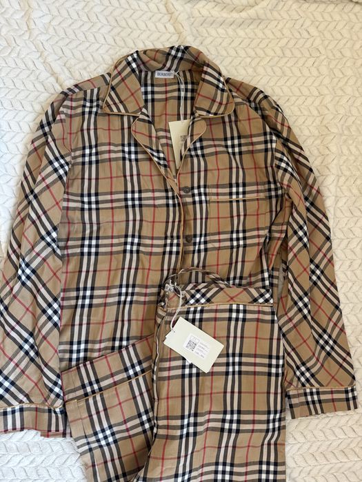 Дамски комплект нов