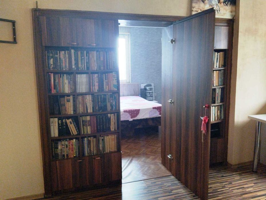 Продава се Четиристаен апартамент в Пазарджик, Идеален център - 132 кв.м за 657 €/кв.м - Снимка #9