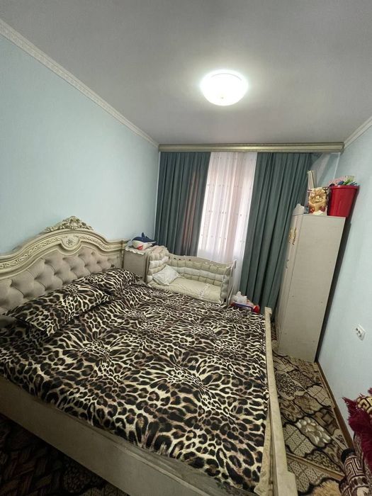 Бекобод Шахар 15-даха срочна 3 хонали уй сотилади.Кридитли уй.