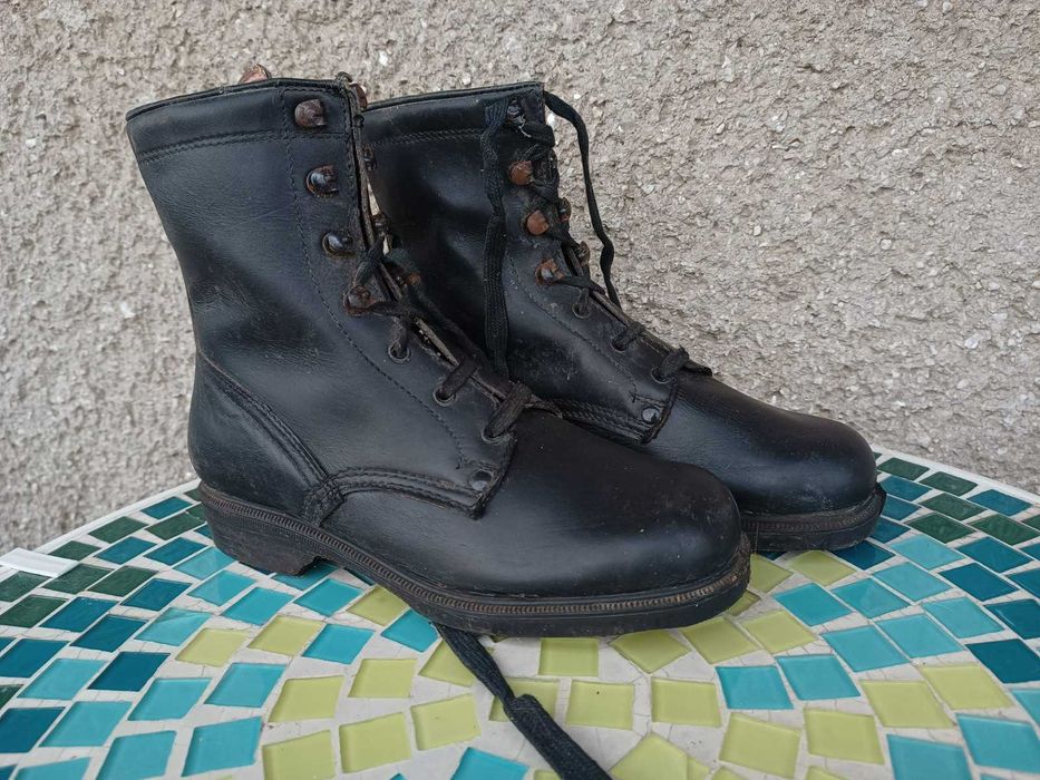 Стари военни кубинки №40