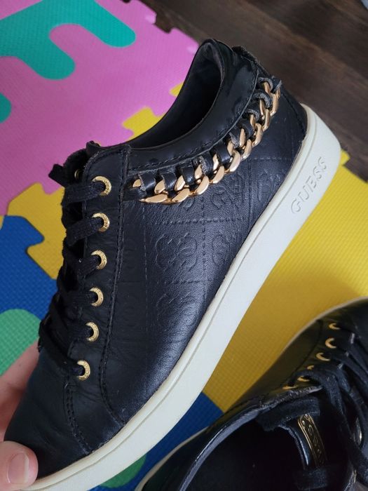 Pantofi Guess 37 din piele