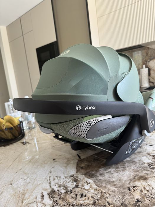 Cybex cloud T + кошница за бебе